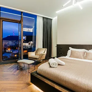 https://king-david-meta-business-hotel.alltbilisihotels.com
